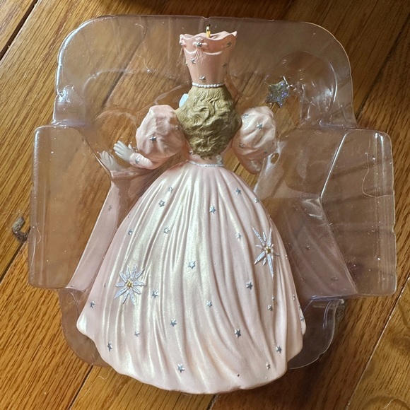 Hallmark Keepsake Ornament The Wizard of Oz Glinda Good Witch of the North 1995 - Picture 4 of 8